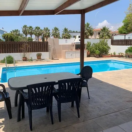 Georgia In Ayia Thekla * Agia Napa