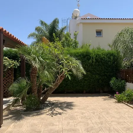 Villa Georgia In Ayia Thekla *